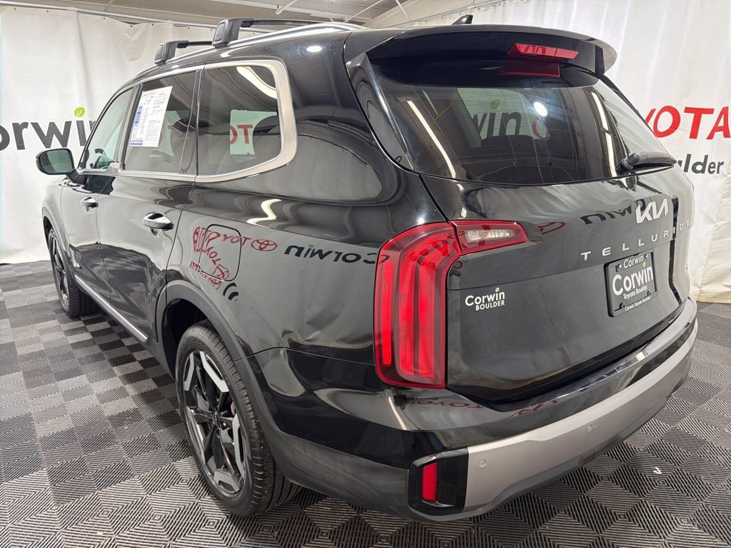 Used 2025 Kia Telluride S AWD/4WD image 4