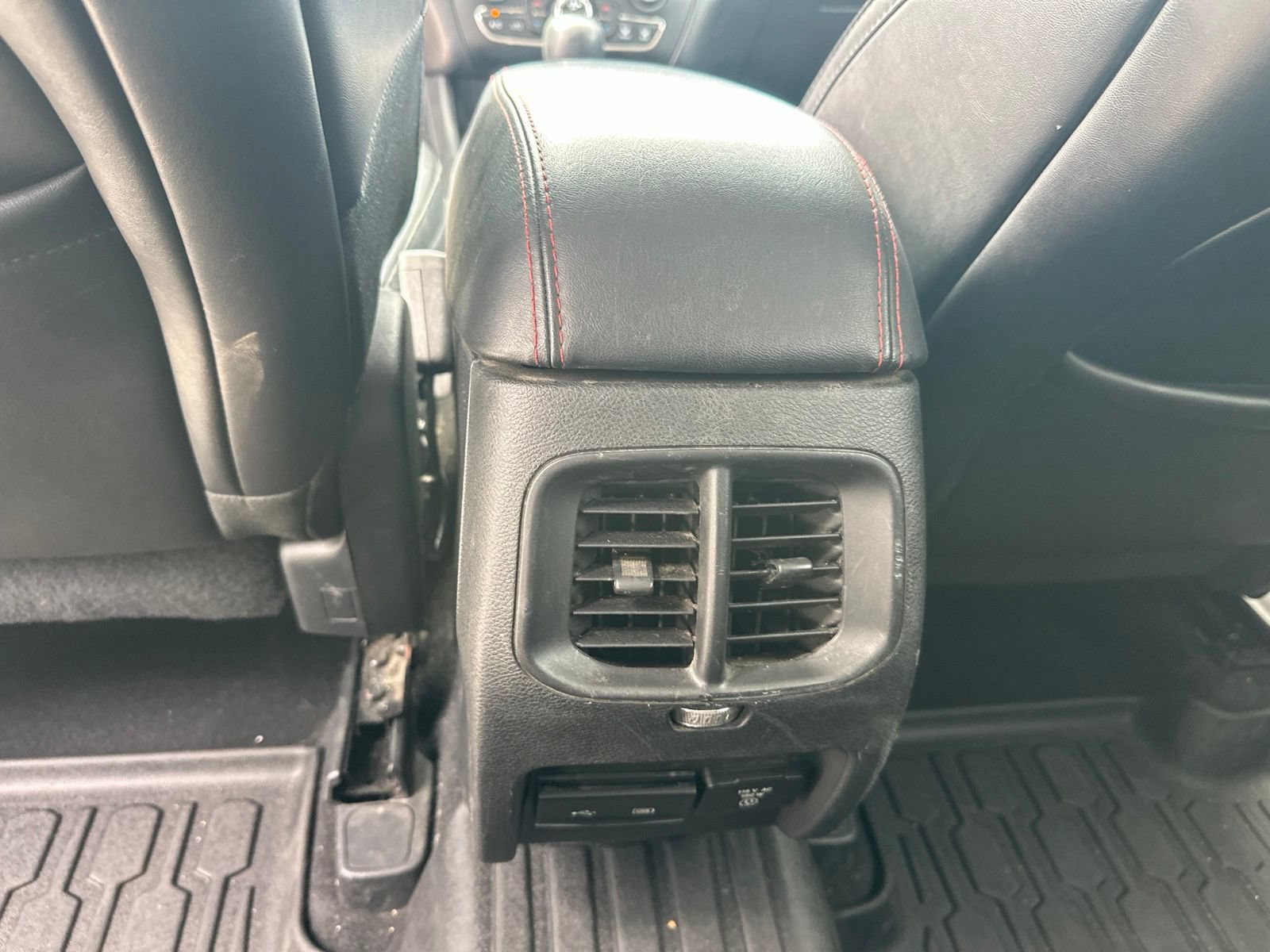 Used 2019 Jeep Cherokee Trailhawk w/ Cold Weather Group AWD/4WD image 26