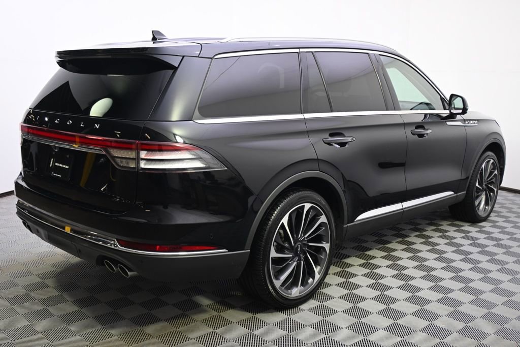 Certified 2023 Lincoln Aviator Reserve w/ Equipment Group 201A AWD/4WD image 7