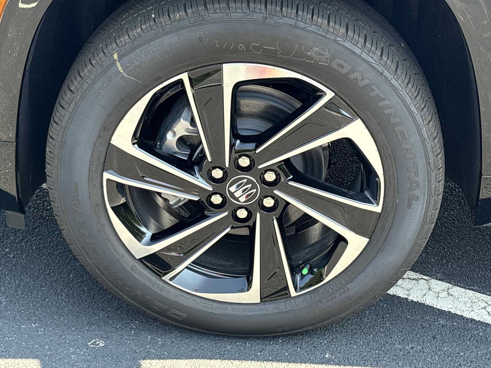 New 2027 Buick Enclave Sport Touring w/ Power Package FWD image 25