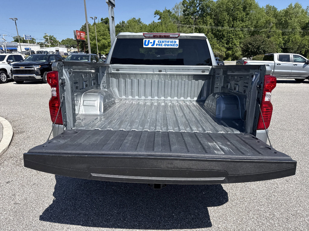 Used 2025 Chevrolet Silverado 1500 LT RWD image 32
