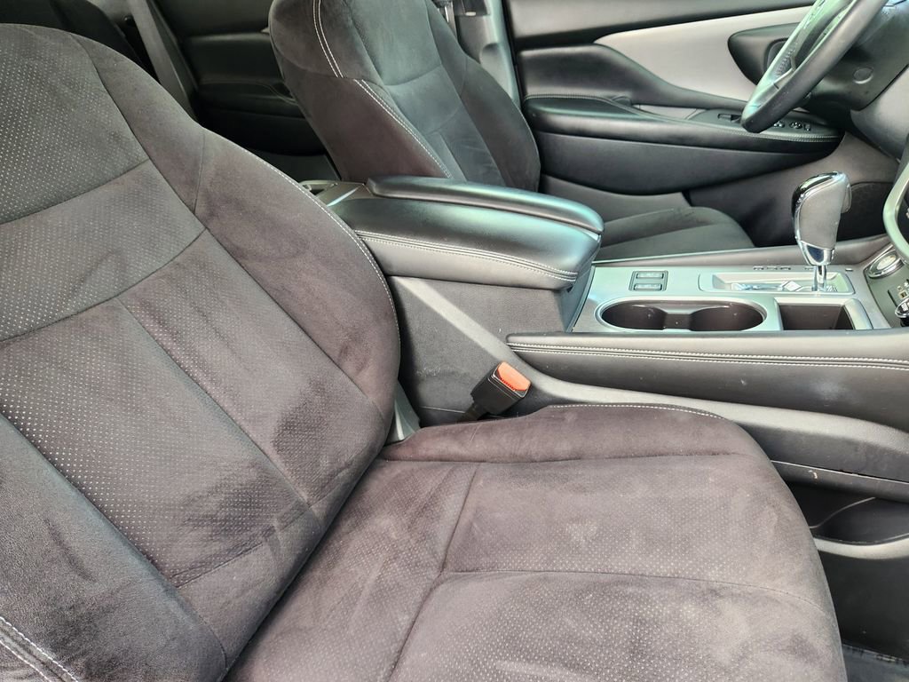 Used 2019 Nissan Murano SV w/ Premium Package image 21