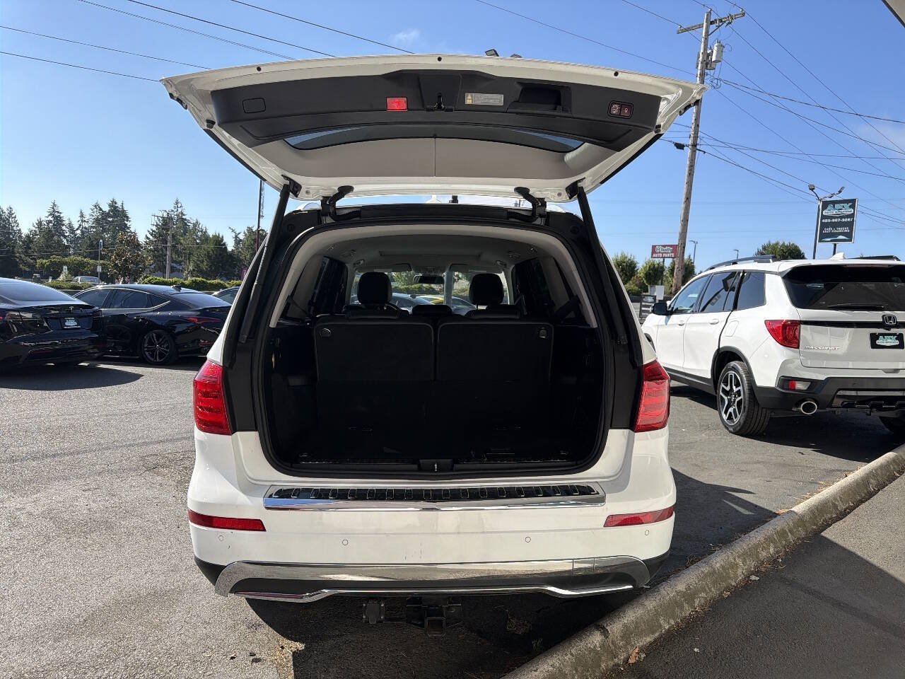 Used 2016 Mercedes-Benz GL 450 4MATIC image 5