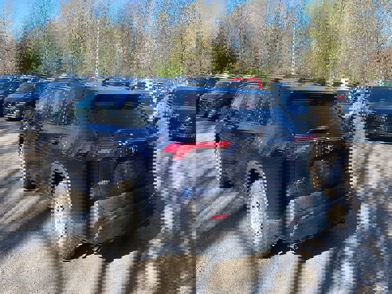 Used 2021 Toyota RAV4 XLE w/ XLE Grade Weather Package image 6