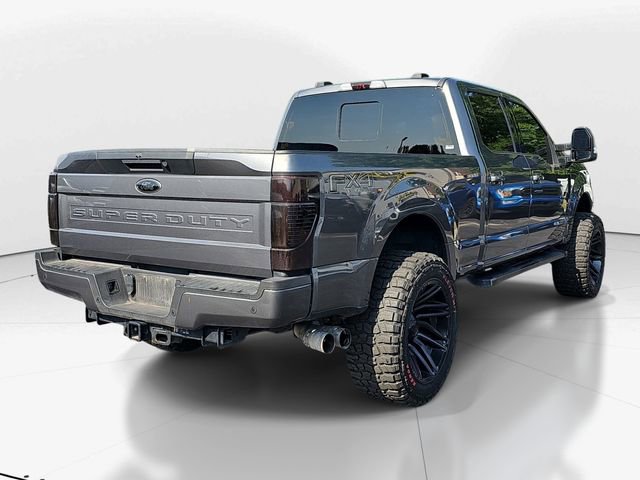 Used 2022 Ford F250 Lariat w/ Black Appearance Package AWD/4WD video 3