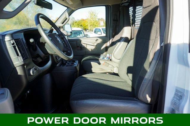 Used 2024 GMC Savana 2500 w/ Driver Convenience Package image 8