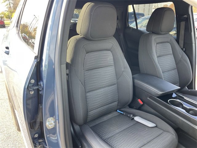 Used 2025 Chevrolet Equinox LT image 24