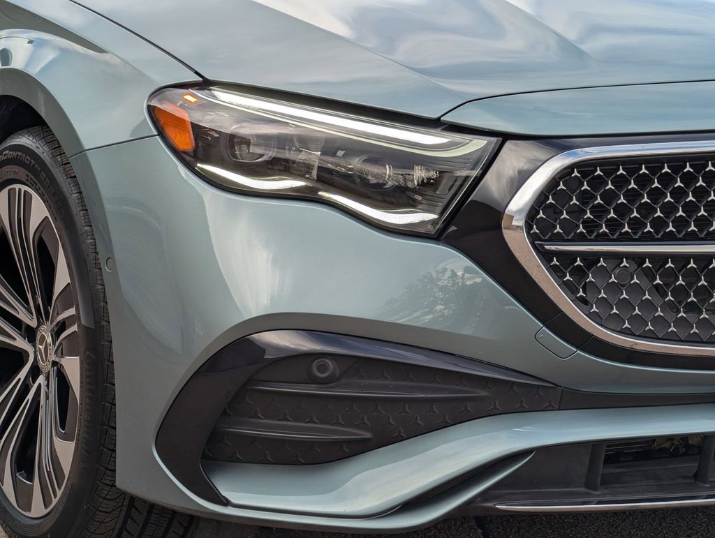 Certified 2025 Mercedes-Benz E 350 4MATIC Sedan image 8