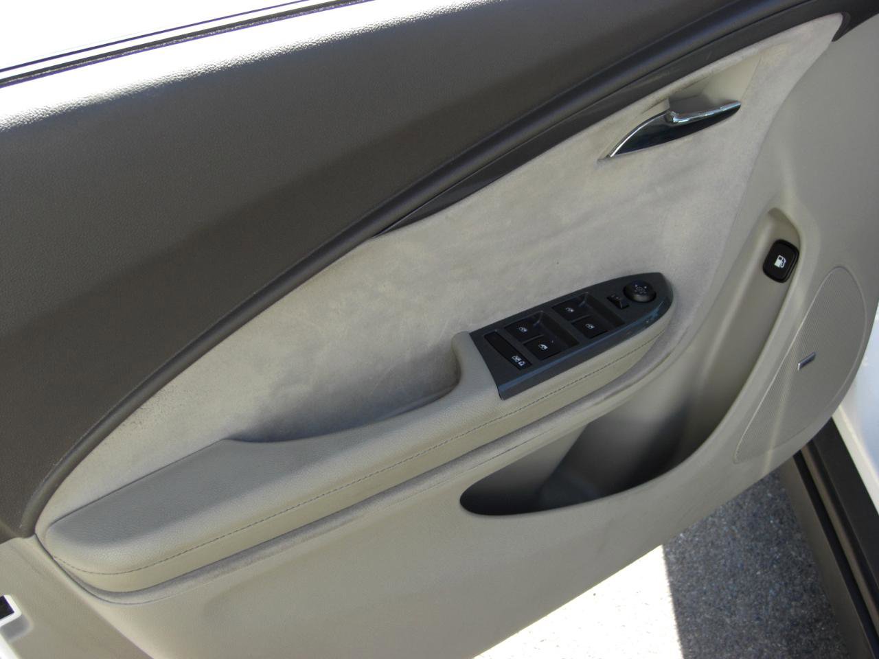 Used 2014 Chevrolet Volt Premium w/ Premium Trim Package image 21