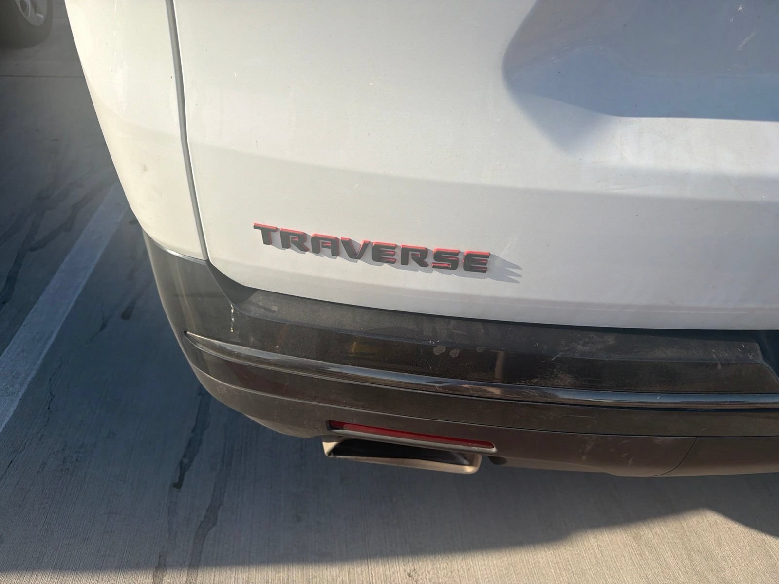 Used 2023 Chevrolet Traverse Premier w/ Redline Edition FWD image 6