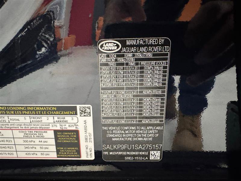 Used 2025 Land Rover Range Rover SE image 34