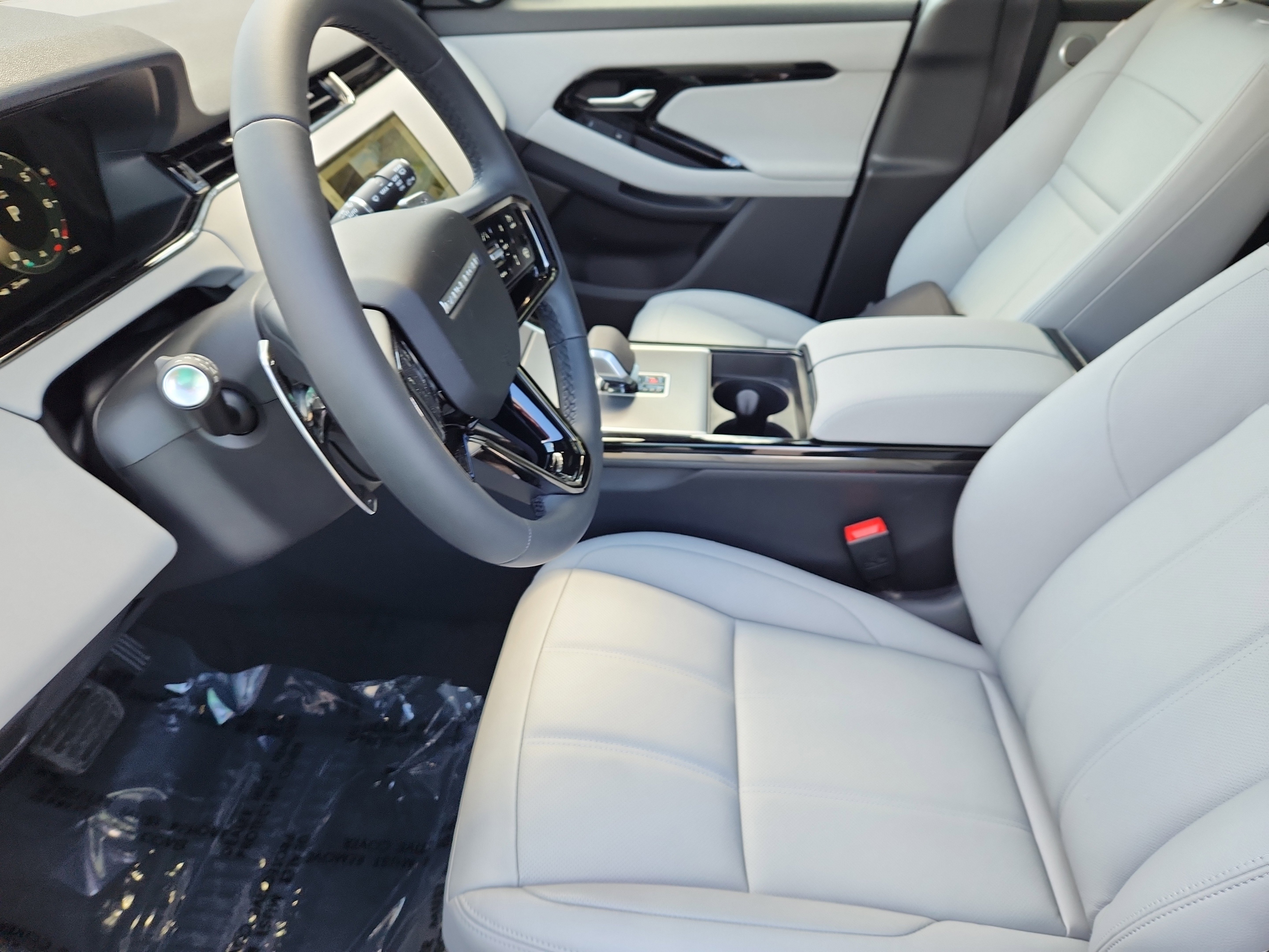 Certified 2026 Land Rover Range Rover Evoque S image 23