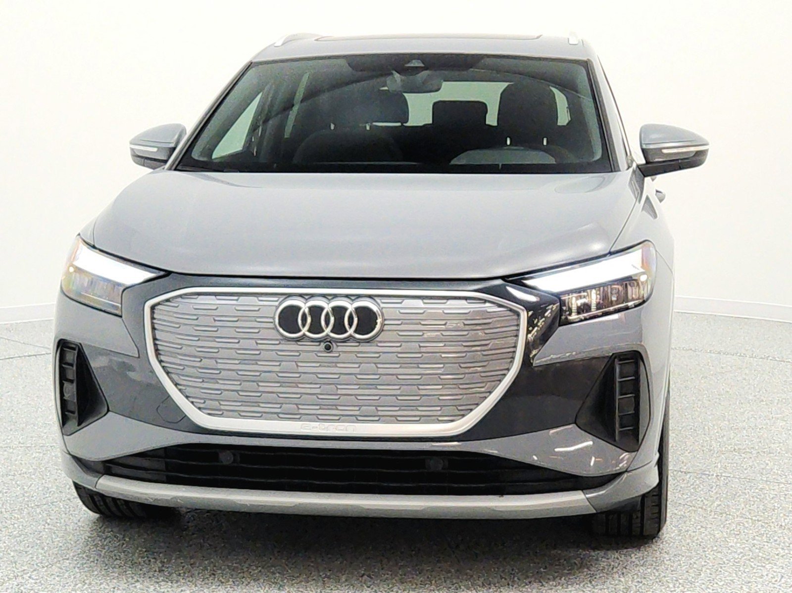 Used 2023 Audi Q4 e-tron Premium Plus w/ Premium Plus RWD image 2