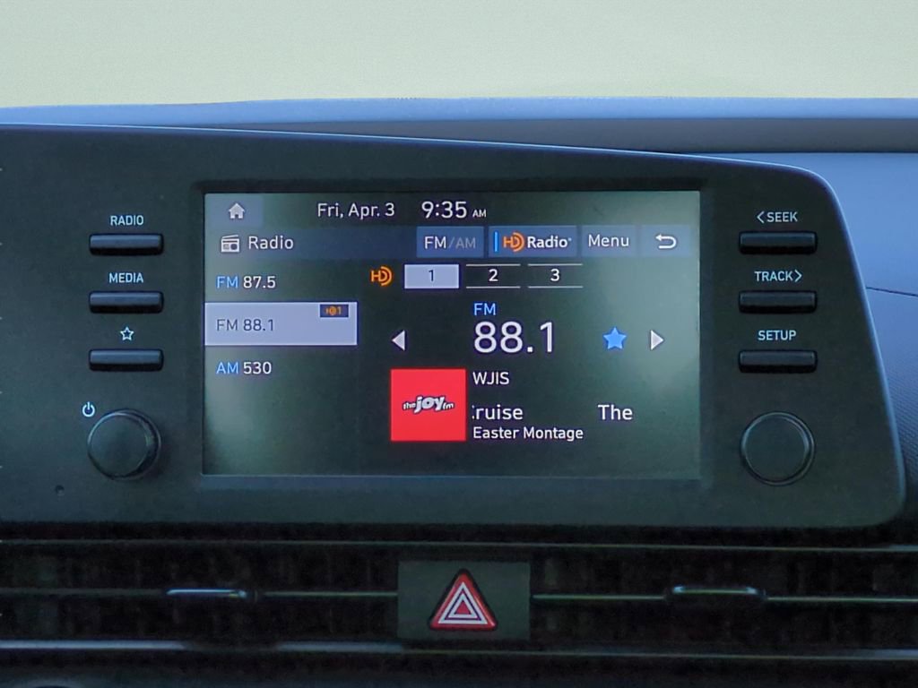 Certified 2025 Hyundai Elantra Sport w/ Cargo Package image 14