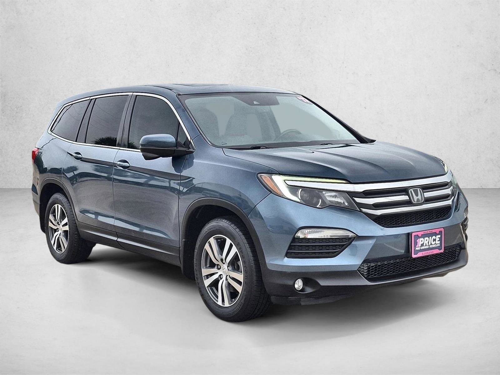 Used 2017 Honda Pilot EX-L image 3