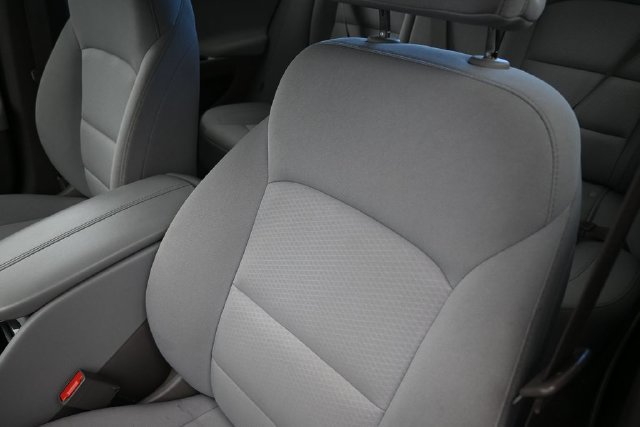 Used 2025 Chevrolet Malibu LT FWD image 18