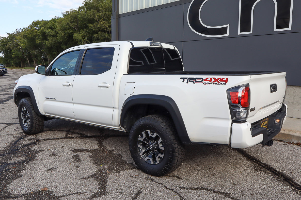 Used 2023 Toyota Tacoma TRD Off-Road image 6
