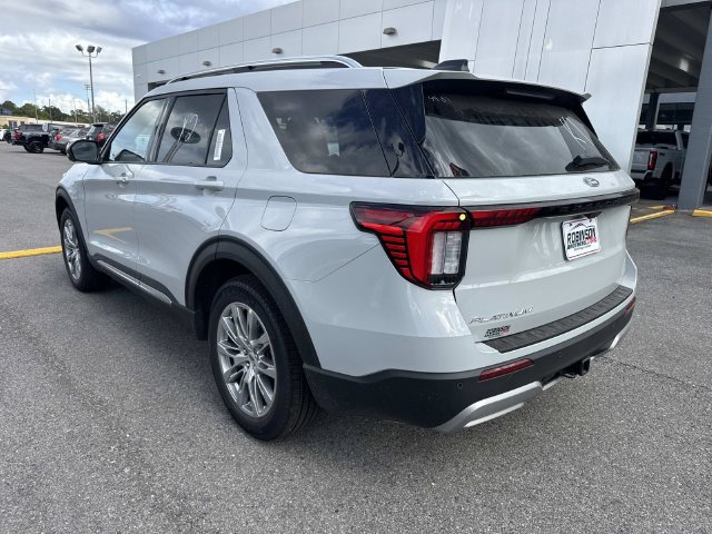 New 2027 Ford Explorer Platinum RWD image 7