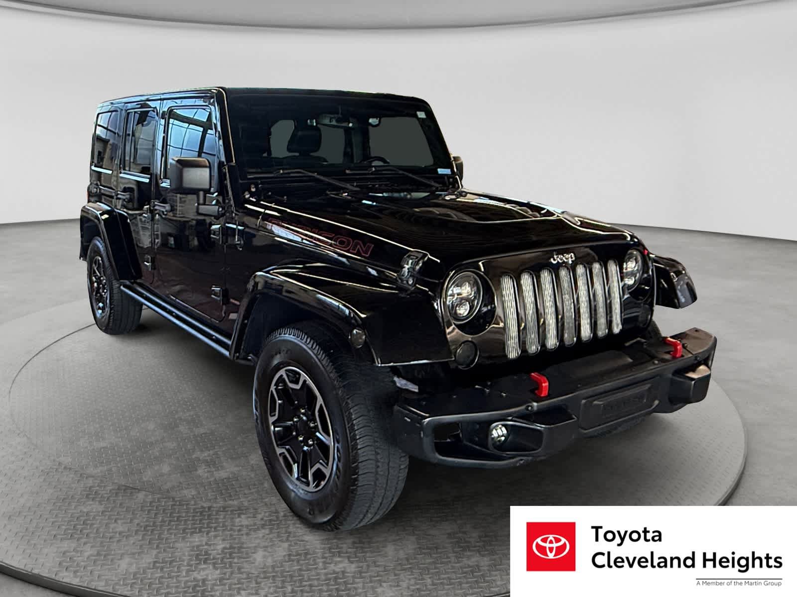 Used 2015 Jeep Wrangler Unlimited Rubicon AWD/4WD image 3