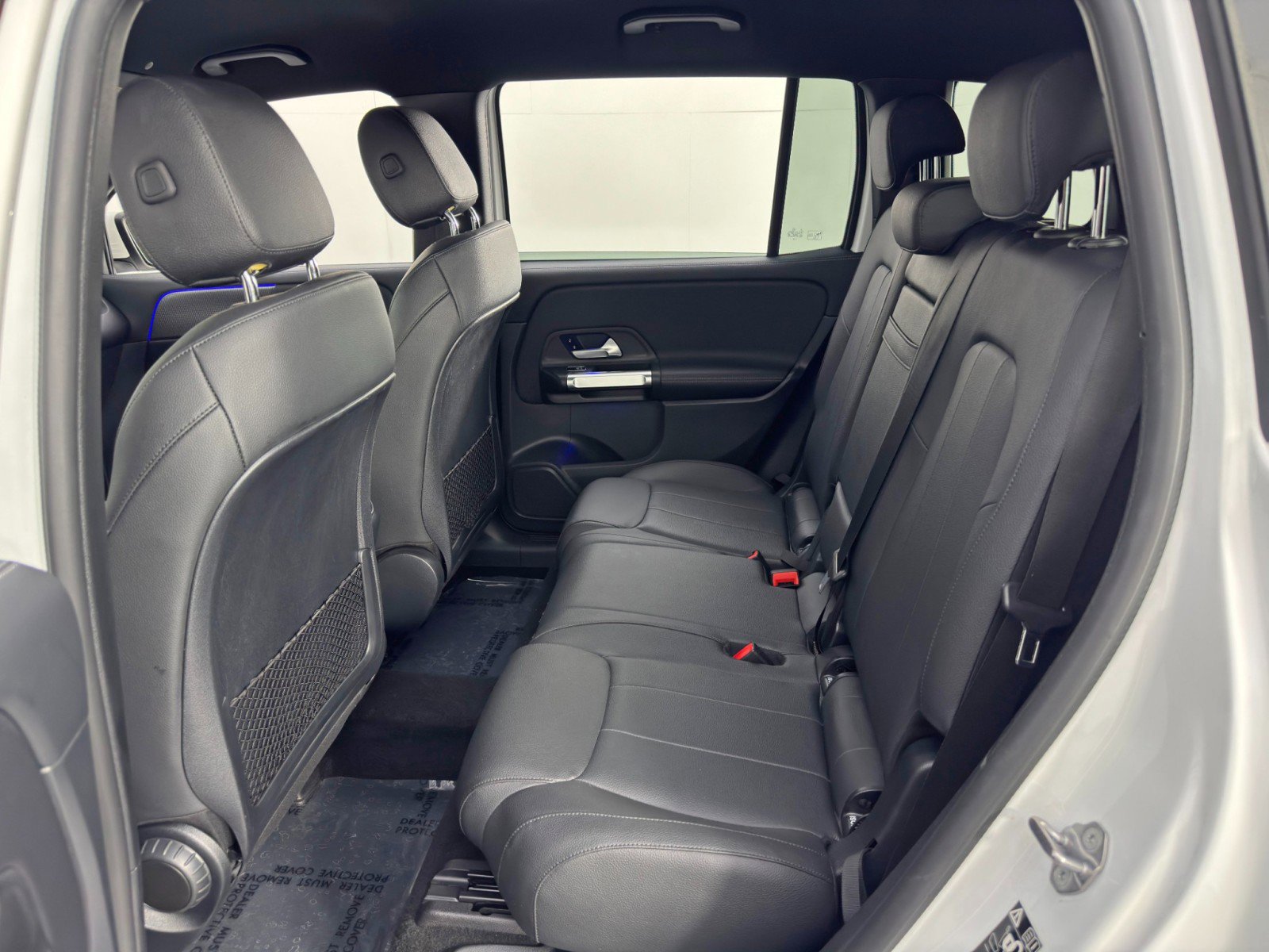 Used 2022 Mercedes-Benz GLB 250 w/ Premium Package Lite image 41