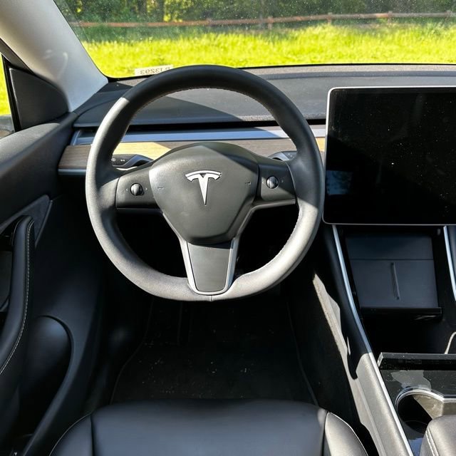 Used 2020 Tesla Model Y Long Range AWD/4WD image 25