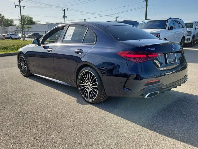 Used 2023 Mercedes-Benz C 300 4MATIC Sedan image 4
