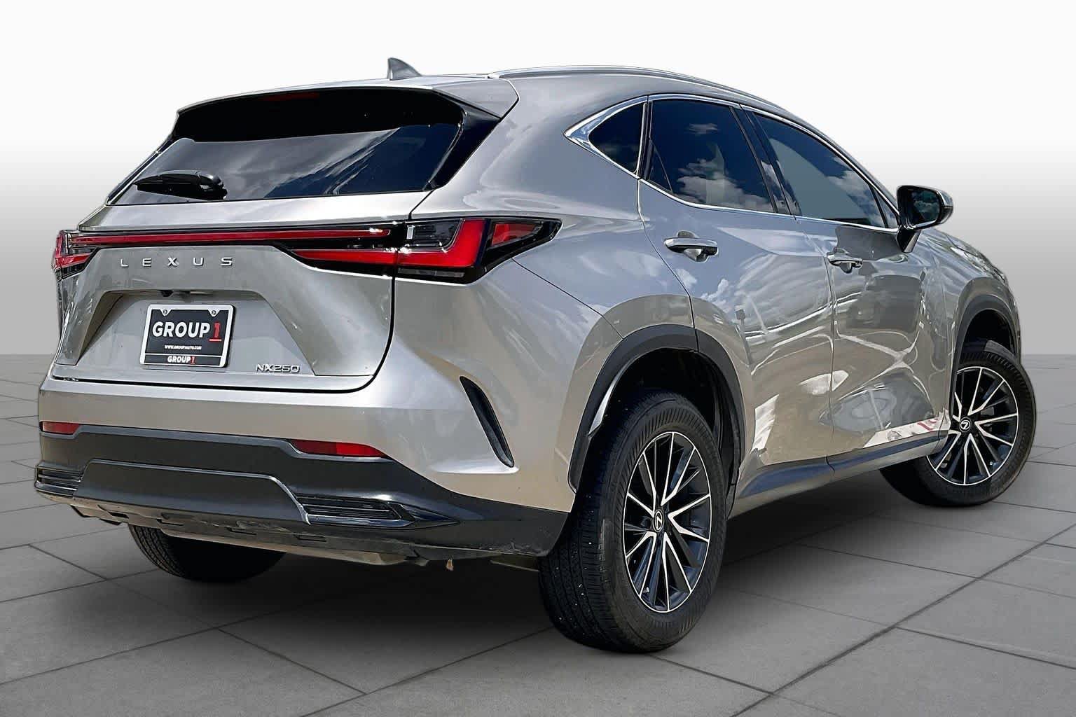 Used 2024 Lexus NX 250 FWD w/ Towing Package (2000 Lbs) image 11