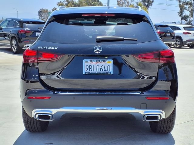 Certified 2025 Mercedes-Benz GLA 250 image 21