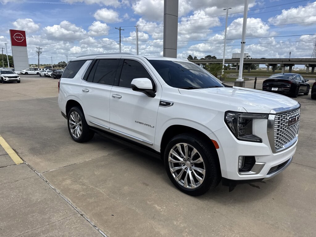 Used 2023 GMC Yukon Denali AWD/4WD image 11