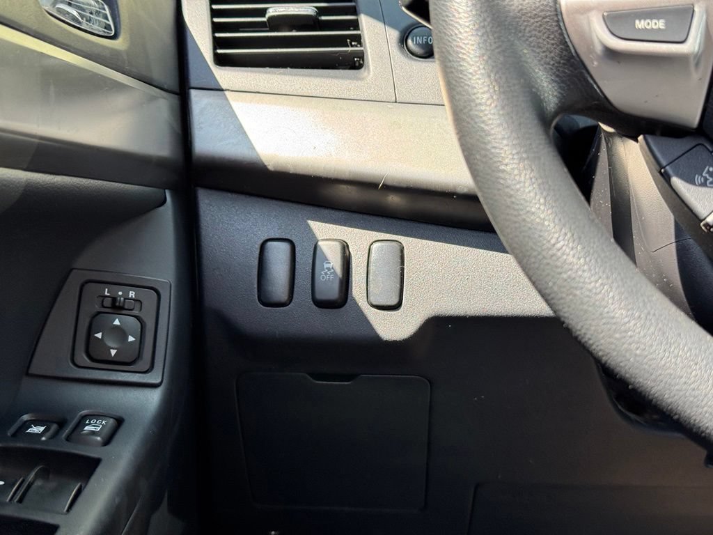 Used 2015 Mitsubishi Lancer SE AWD/4WD image 30