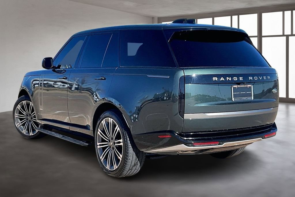 Used 2023 Land Rover Range Rover Autobiography image 12