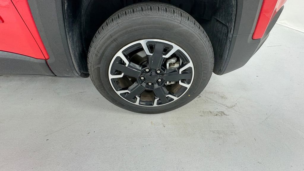 Used 2023 Jeep Renegade Trailhawk AWD/4WD image 9