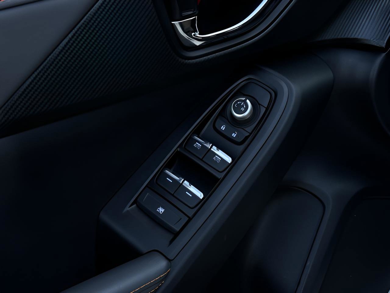 Used 2024 Subaru Crosstrek 2.5i Limited w/ Crosstrek Mirror Package image 21