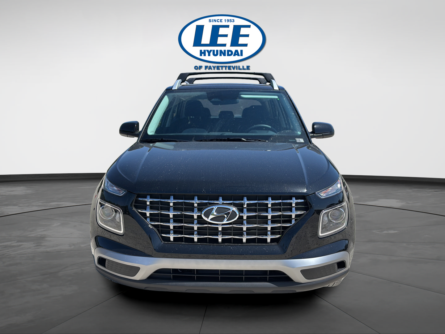 New 2026 Hyundai Venue SEL FWD image 2