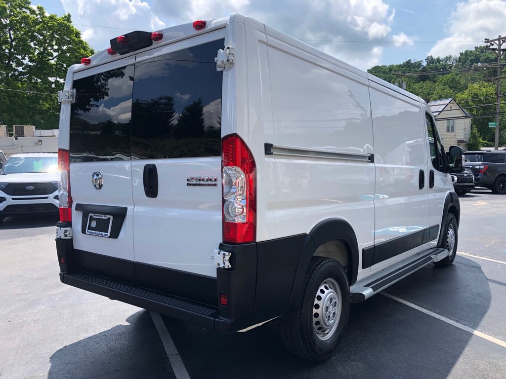 Used 2025 RAM ProMaster 2500 w/ U-Haul Equipment Group FWD image 6