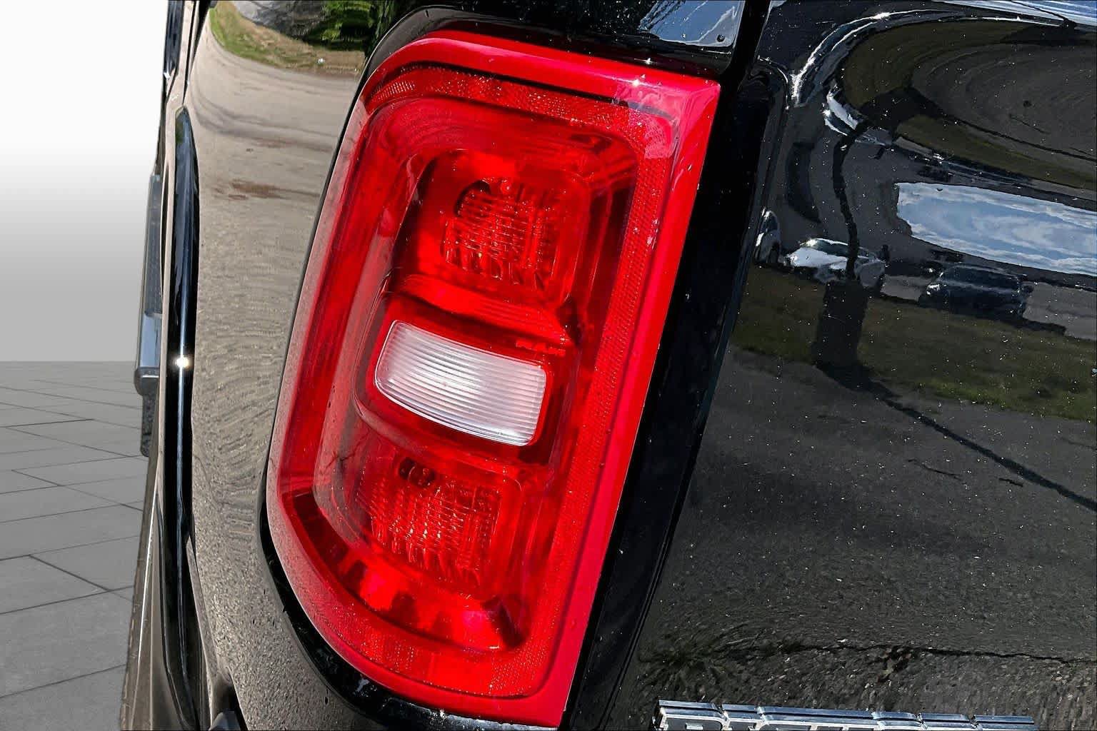 Used 2025 RAM 1500 Big Horn AWD/4WD image 28