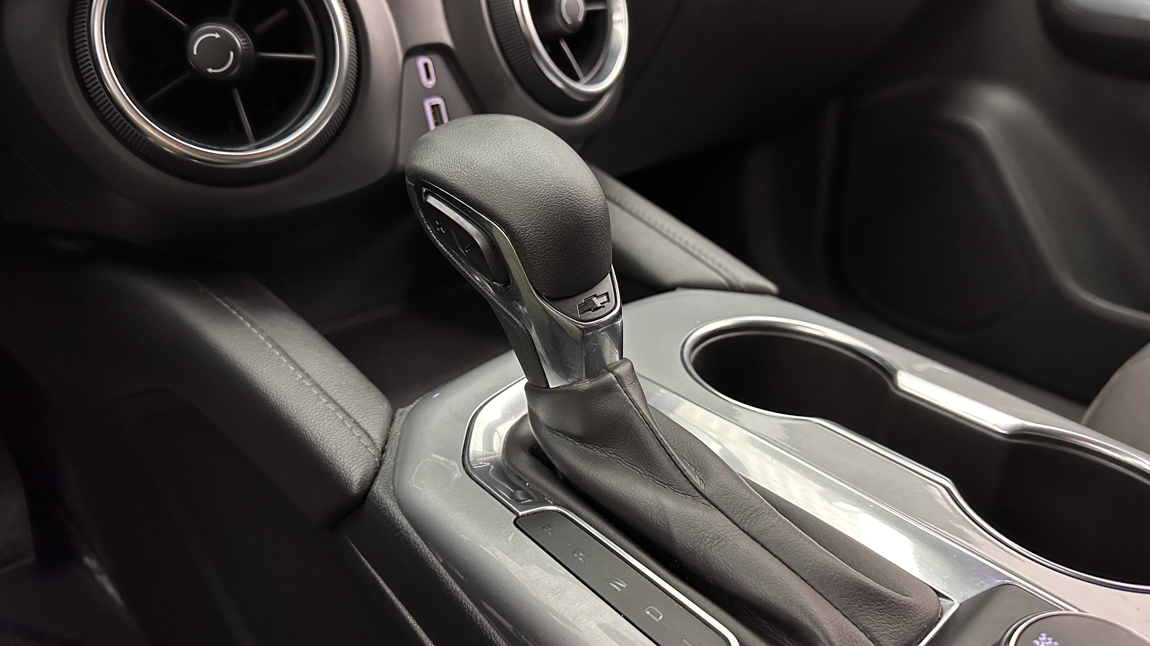 Used 2021 Chevrolet Blazer LT FWD image 16