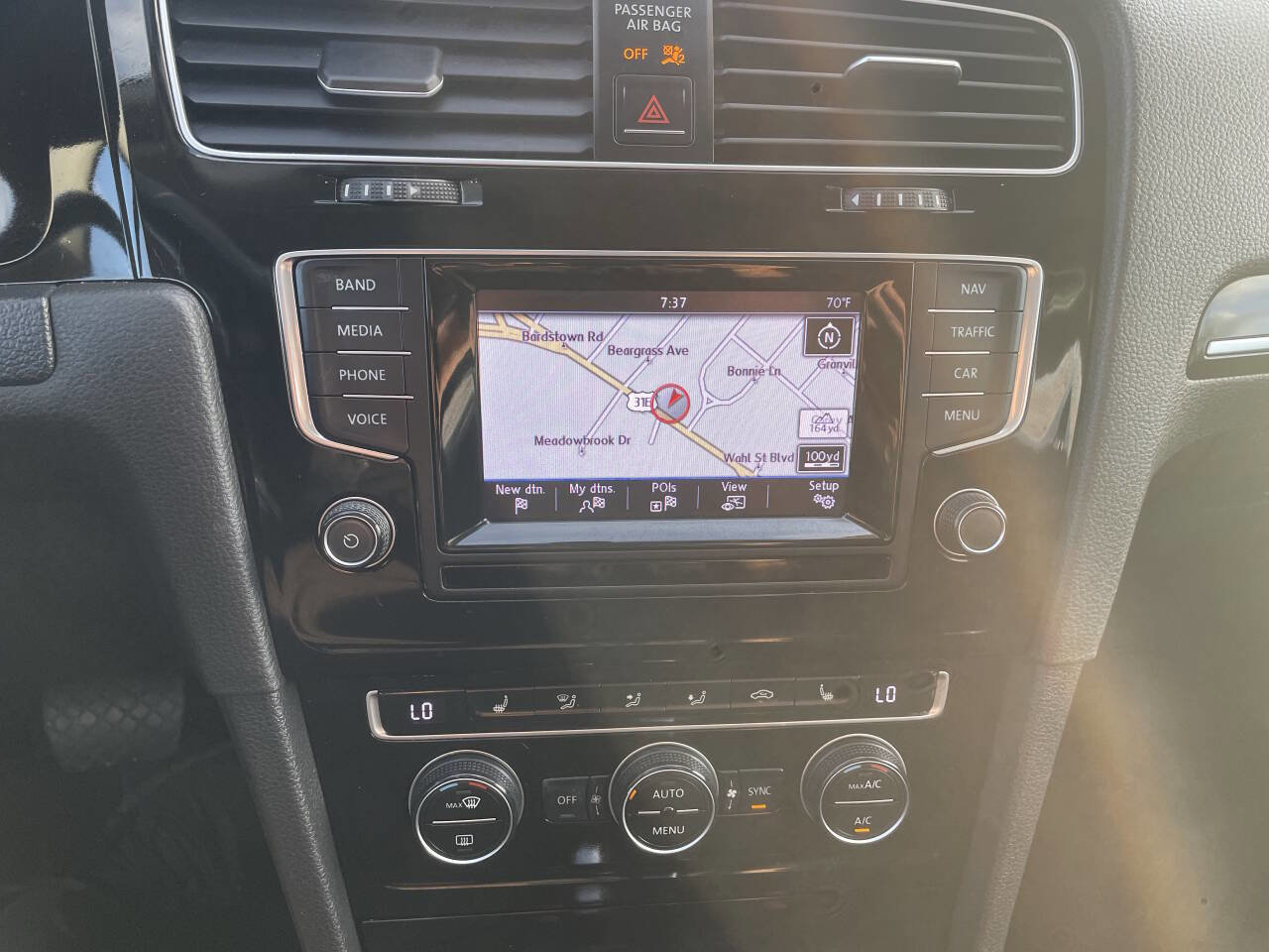 Used 2015 Volkswagen Golf SEL image 31