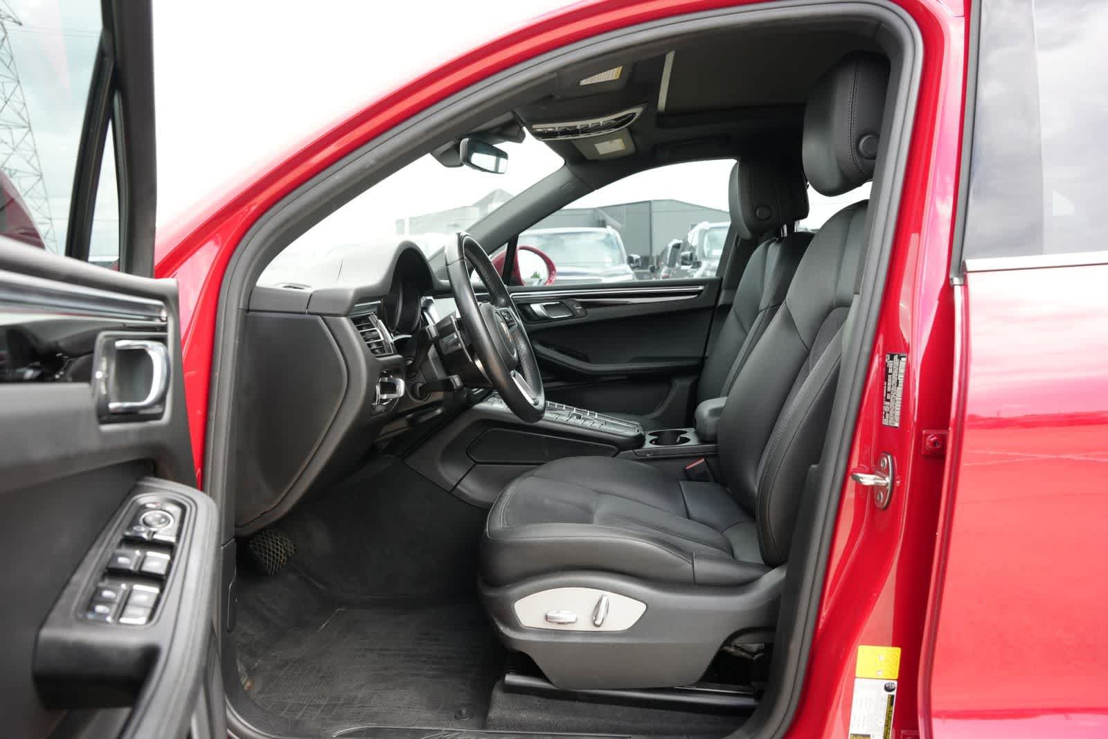 Used 2019 Porsche Macan AWD/4WD image 15