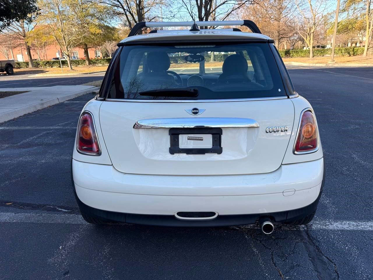 Used 2010 MINI Cooper Hardtop FWD image 5