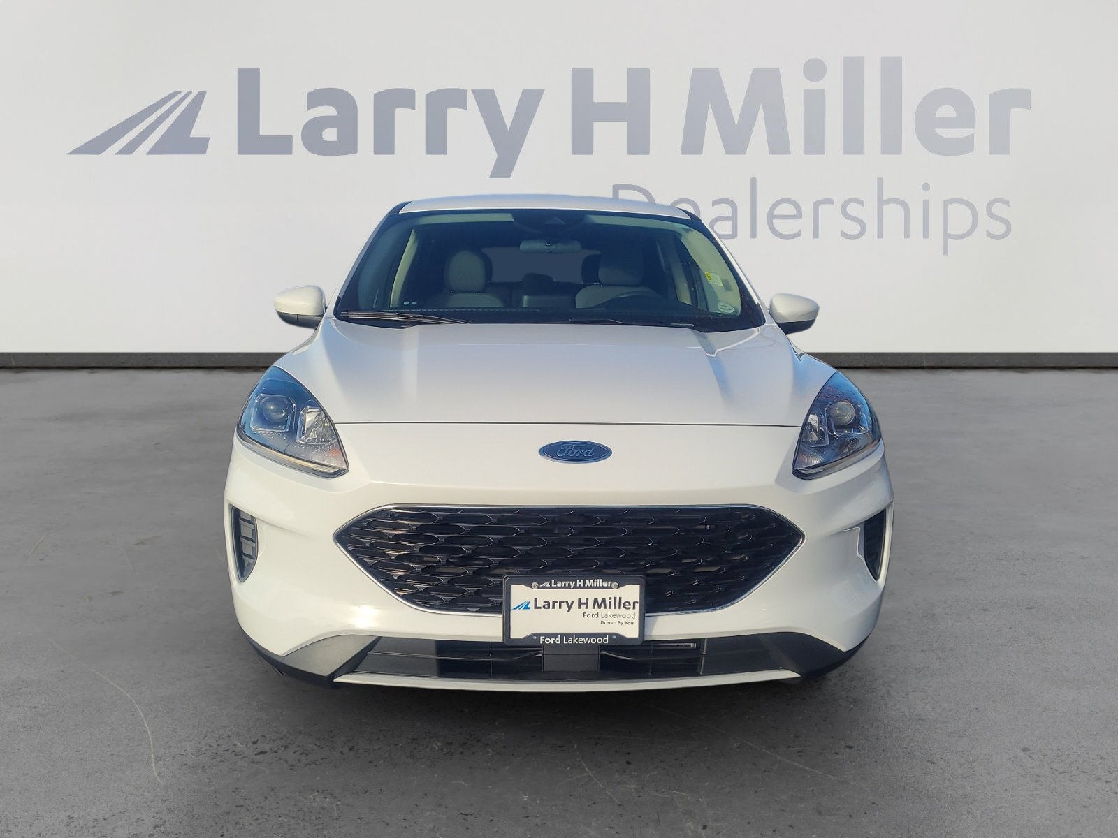 Used 2020 Ford Escape SE image 8