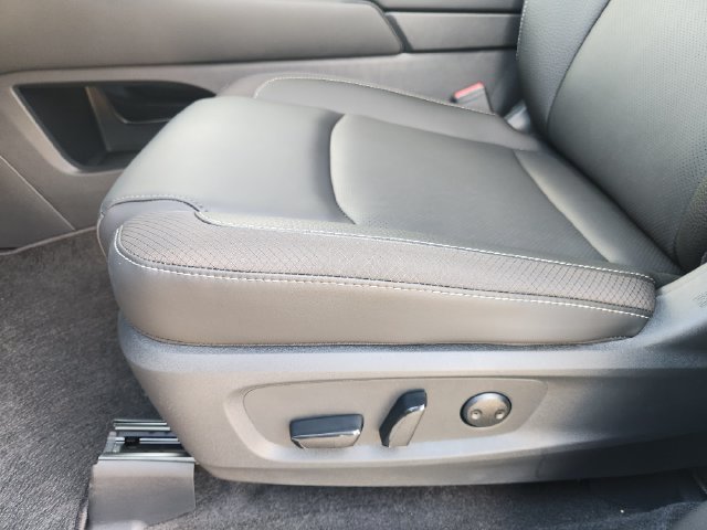 New 2026 Nissan Pathfinder SL w/ SL Premium Package FWD image 21