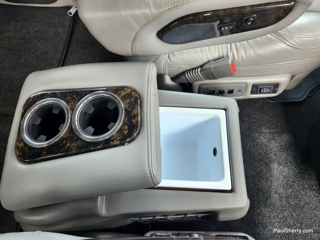 Used 2022 GMC Savana 2500 w/ Enhanced Convenience Package image 55