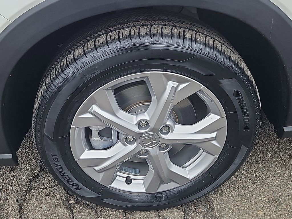 Used 2023 Honda HR-V LX image 7