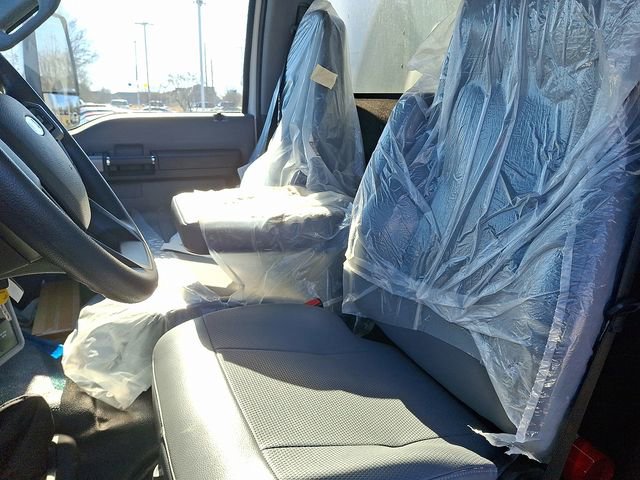 Used 2023 Ford F650 2WD Regular Cab Super Duty image 12