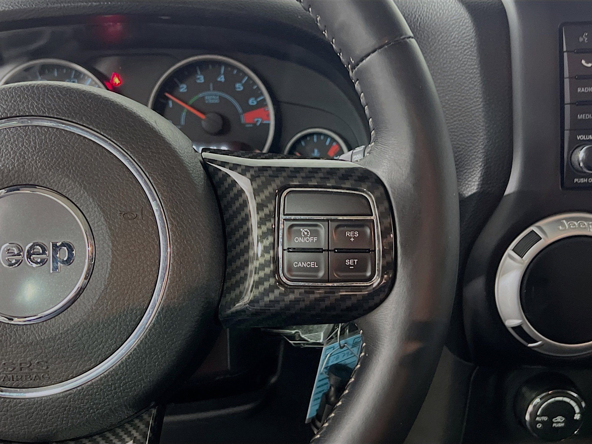 Used 2012 Jeep Wrangler Unlimited Rubicon image 20