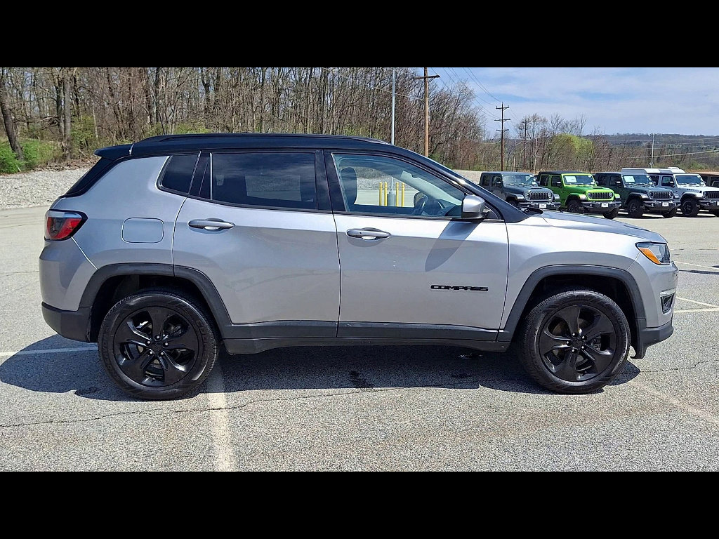 Certified 2020 Jeep Compass Latitude image 9