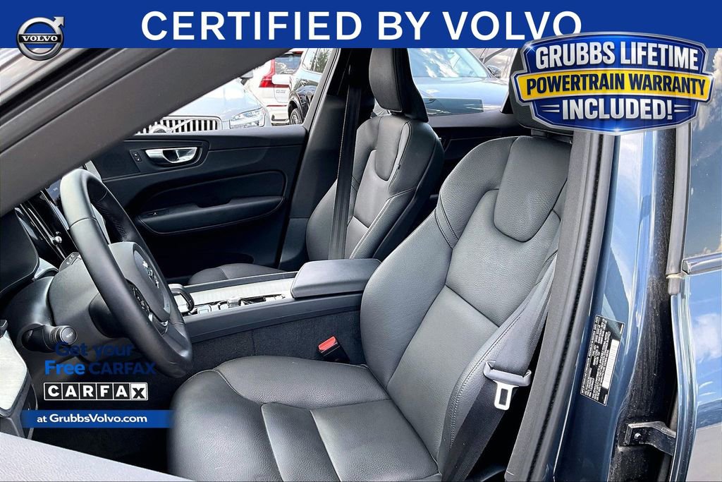 Used 2025 Volvo XC60 B5 Plus AWD/4WD image 31