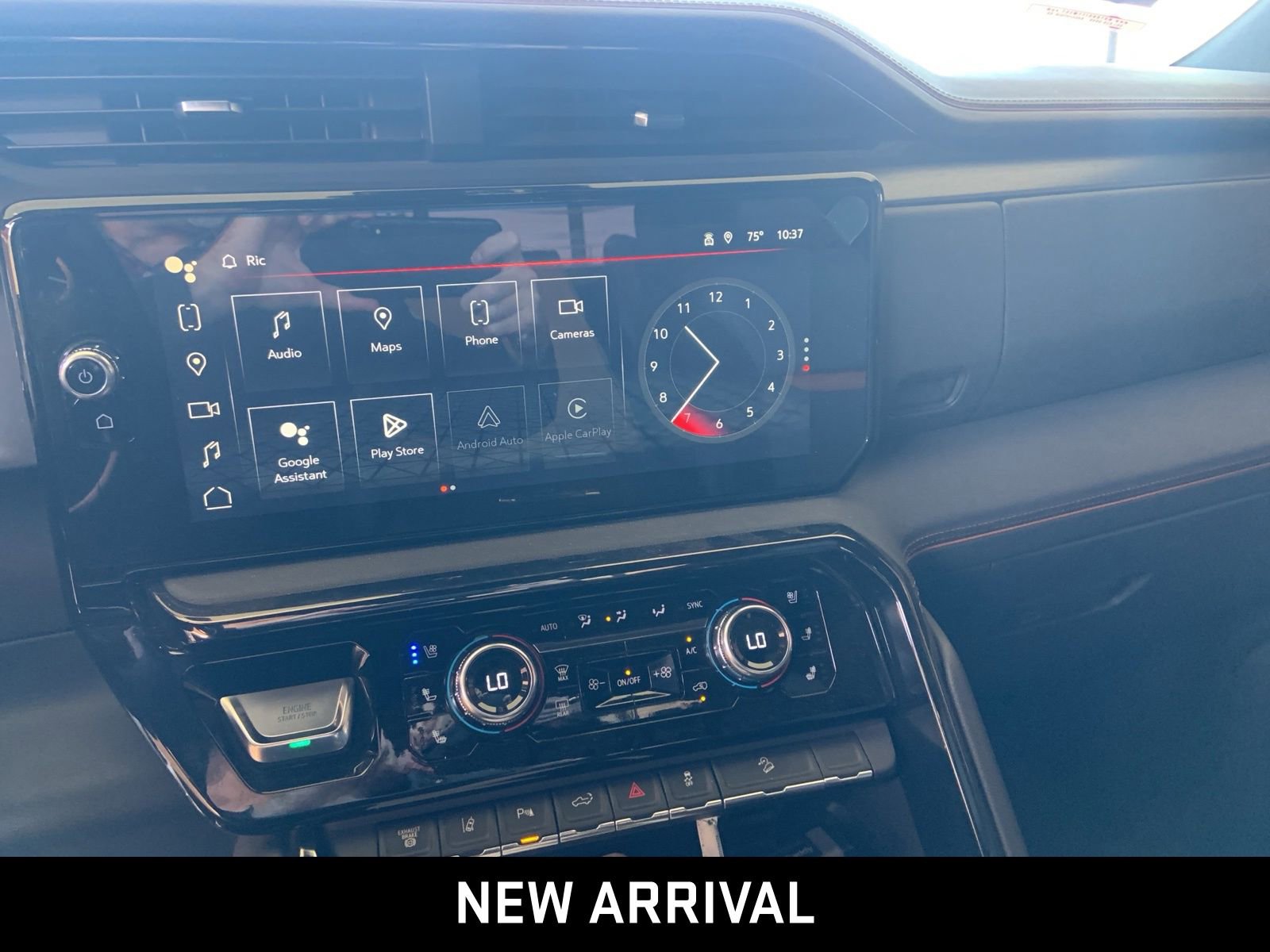 Certified 2024 GMC Sierra 2500 AT4 w/ AT4 Premium Plus Package image 9