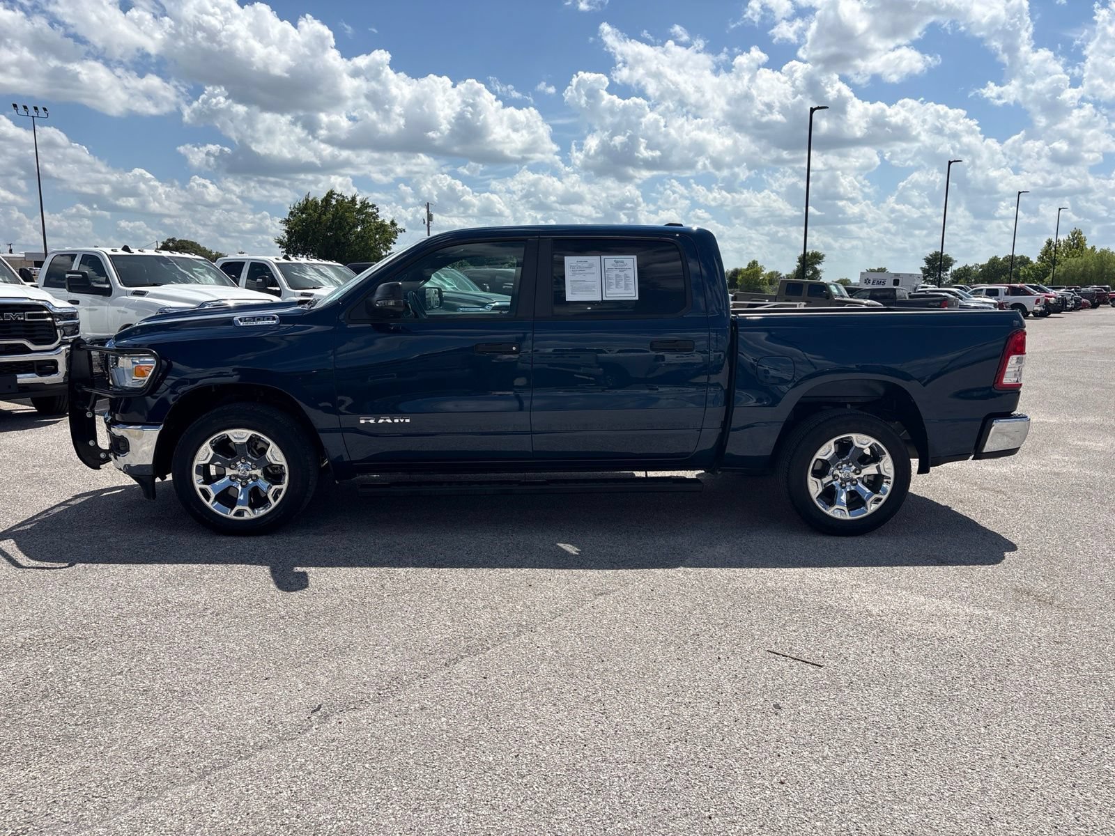 Used 2023 RAM 1500 Lone Star AWD/4WD image 2